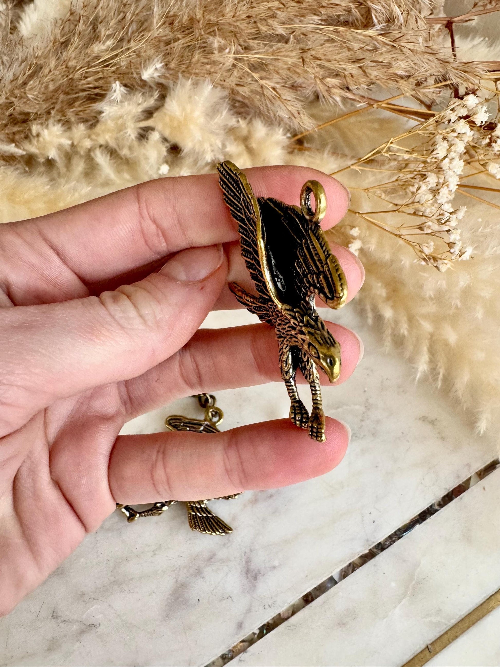 Solid Brass Soaring Eagle Keychain – Bold Patriotic Bird Charm for Men’s Accessories or Bag Accent