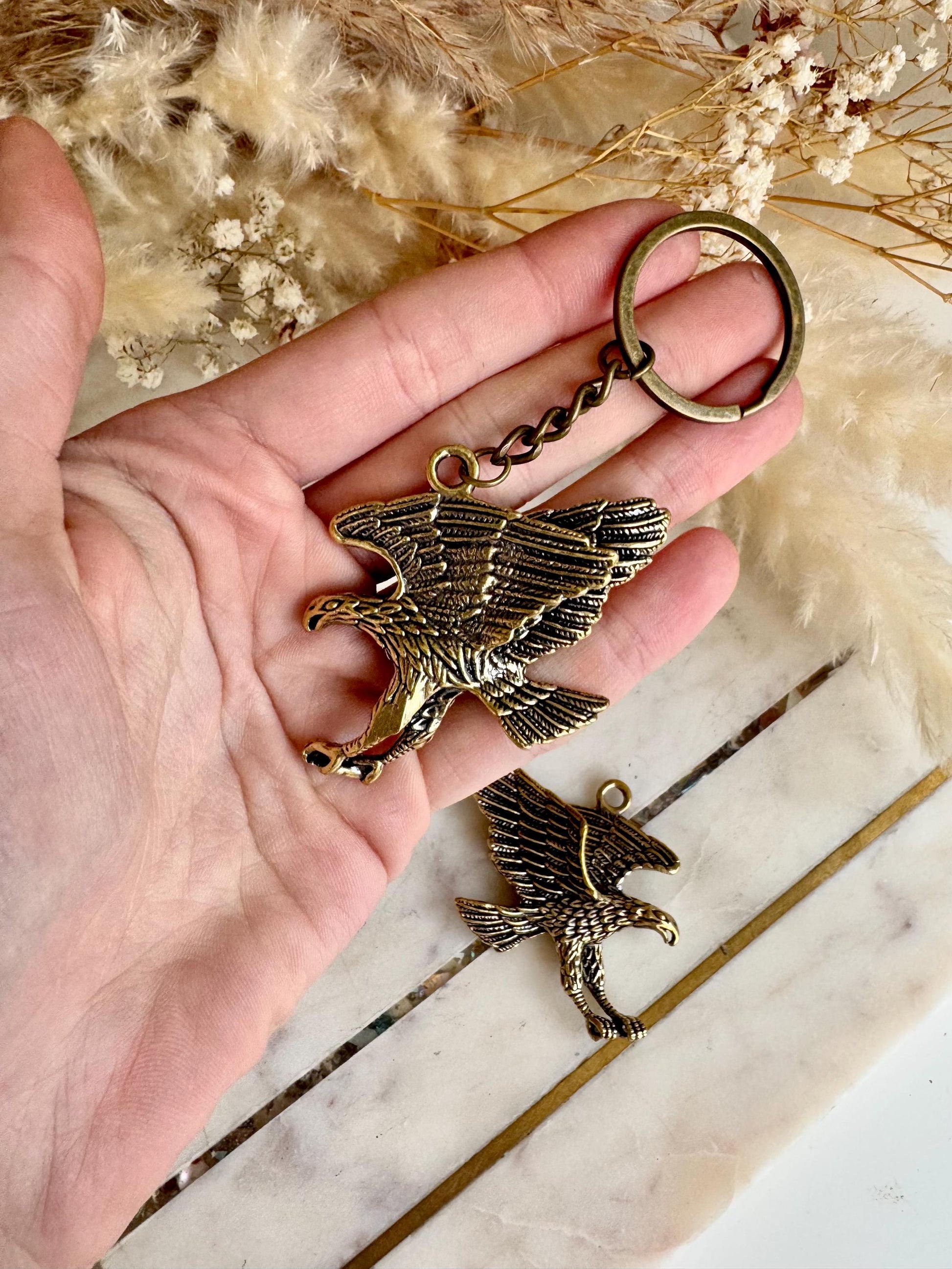 Solid Brass Soaring Eagle Keychain – Bold Patriotic Bird Charm for Men’s Accessories or Bag Accent