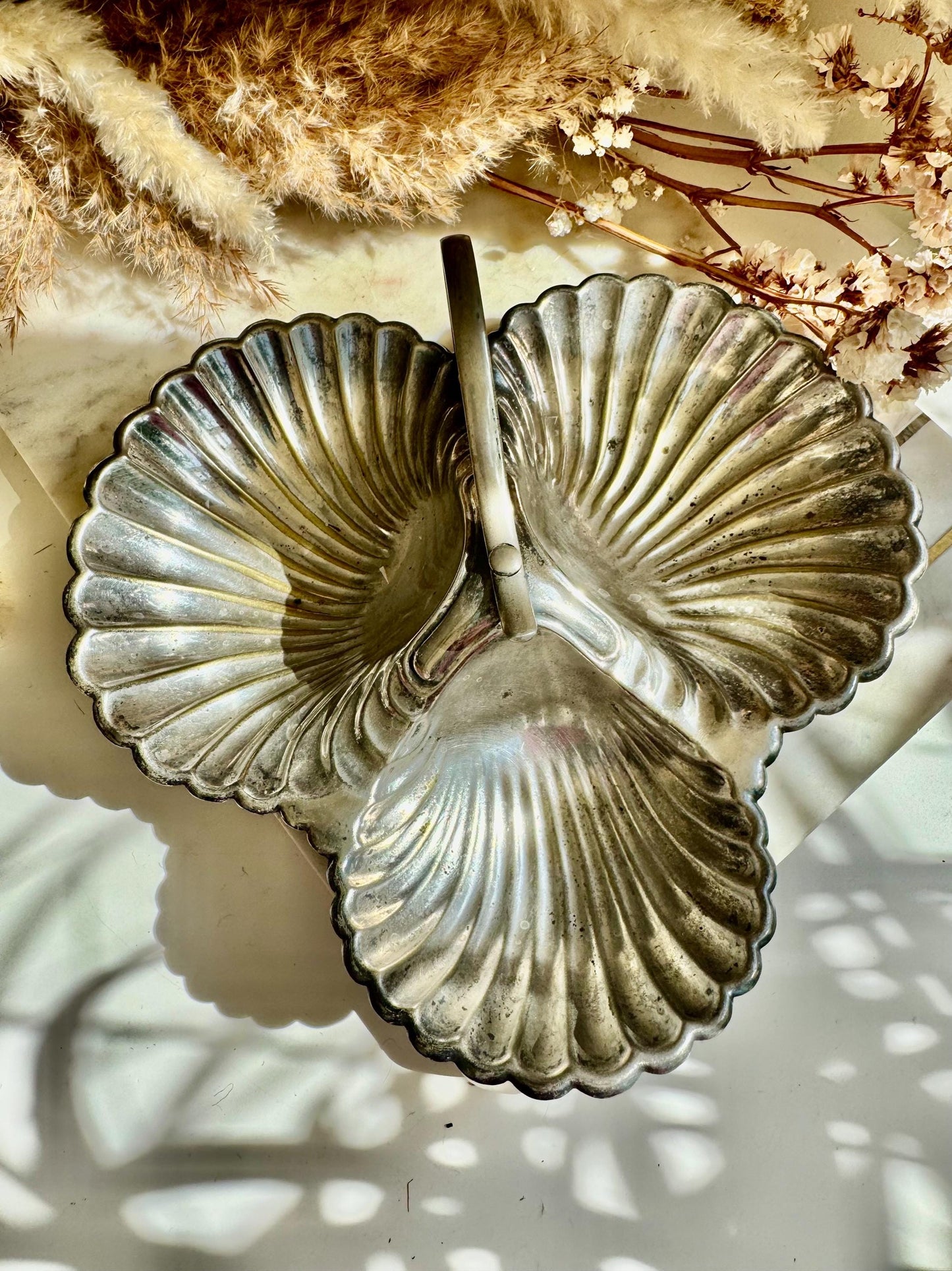Vintage English Shell-Shaped Triple Serving Dish by Manco Electroplated Silver with Handle Clam Shell Divided Tray Elegant Ocean-Inspired