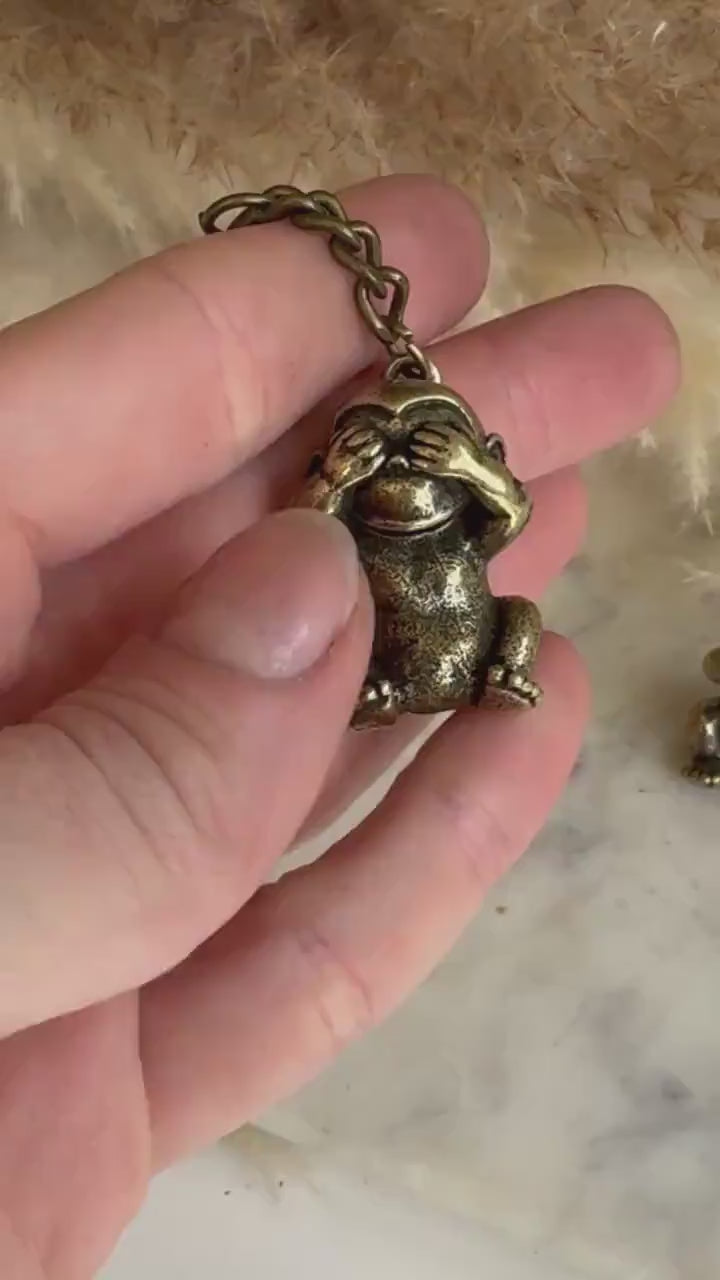 Solid Brass No See Monkey Keyring, Miniature Three Wise Monkey, Mizaru Charm, traditional Style See Hear Speak No Evil Monkeys Keychain