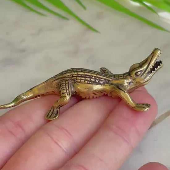 solid brass haunting crocodile statue mini metal crocodile figurine cool alligator metal art