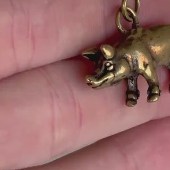 Little piglet fine workmanship solid brass keyring, lost wax pig trinket, pig figurine, cute little animal sculpture