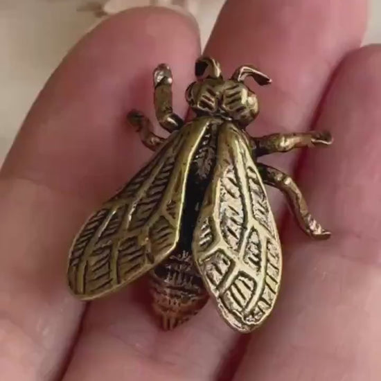 Realistic Solid brass Bee ornament, solid brass Diptera figurine, Fly Statuette, insect pot decor, cute little insect gift, insect lover gif