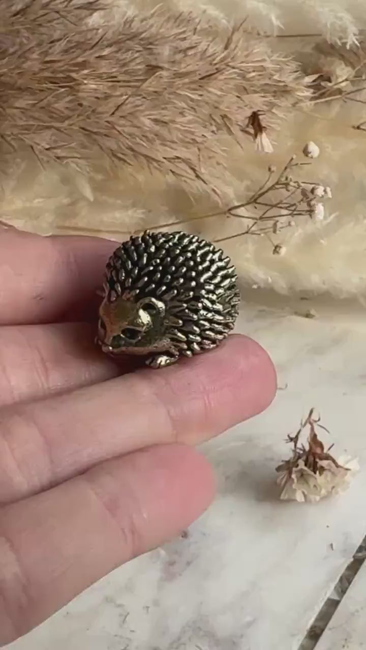 Cute Hedgehog miniature, solid brass hedgehog figurine, Forest animal, Little hedgehog statuette