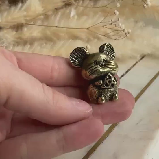 Miniature Brass Mouse Figurine Holding Cheese – Lucky Charm Animal Sculpture