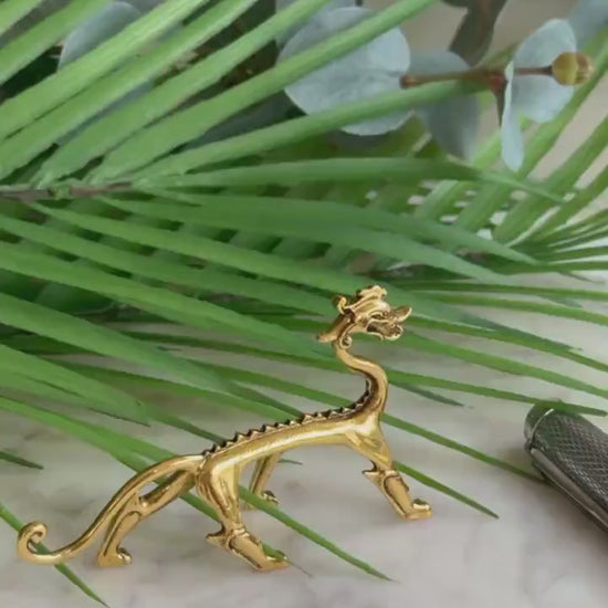 Dragon metal Figurine, Chinese solid brass Feng Shui Animal Kylin Unicorn Statue, Fountain pen rest, Wealth fly Chi-lin