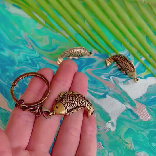 Creative Solid Brass Fish Keyring, Carp pendant, Fish on the hook Key Chain Pendant Craft Gift, Creative gift for fisherman