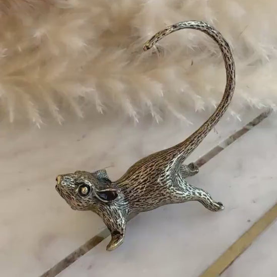 Cute cool style Stretching mouse figurine, solid brass figurine, metal mouse statuette, brass pendant, cool gift
