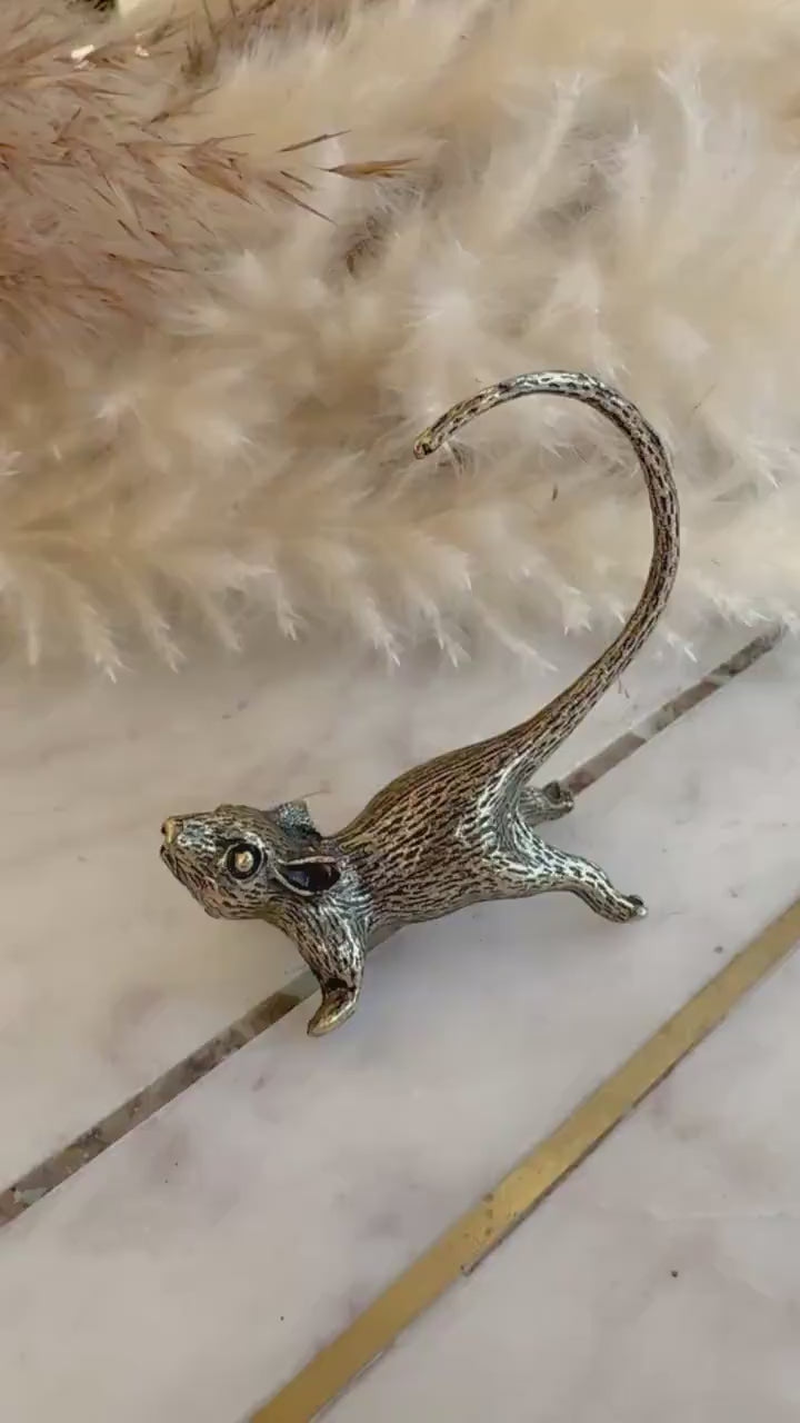 Cute cool style Stretching mouse figurine, solid brass figurine, metal mouse statuette, brass pendant, cool gift