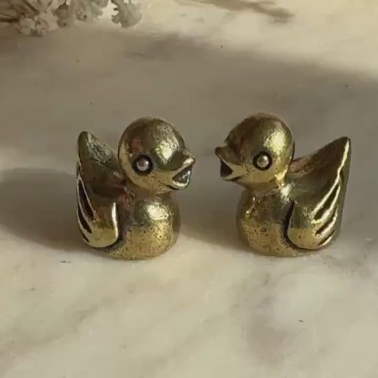 Style Duck miniature, solid brass little bird figurine, Couple of ducks miniature gift, Desktop ornament, Bath Duck statuette