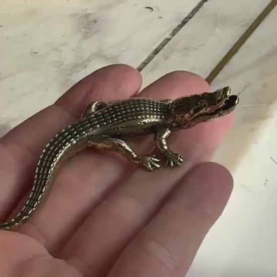 Realistic solid brass crocodile figurine, metal haunting croco statue, mini metal crocodile figurine, alligator art