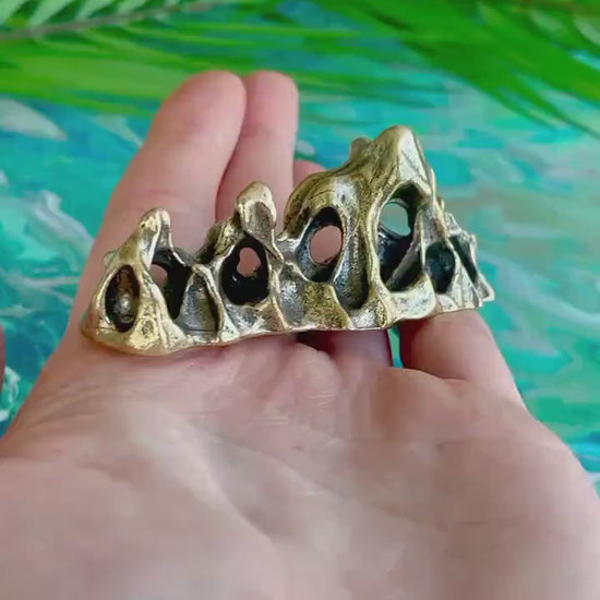 Solid brass Ornaments Mountain-Shaped Pen rest, Rockery-Shaped Small Pen Holder