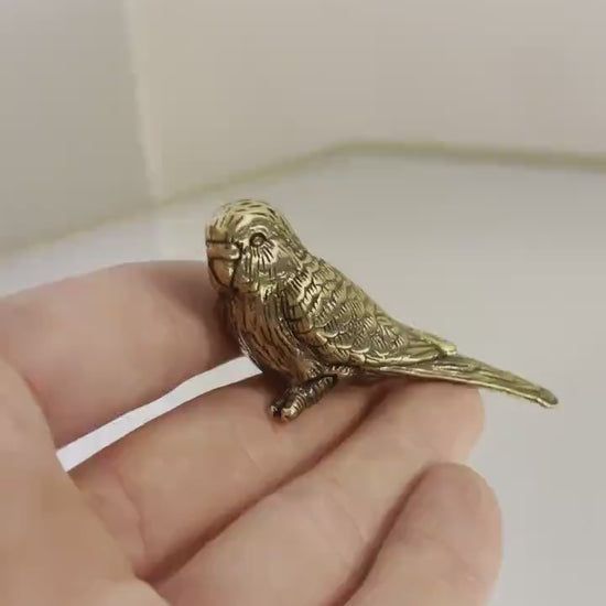 Budgerigar figurine, lifelike fine solid brass sculpture, Parakeet statuette, Parrot decor, gift for bird lovers, ornament for desktop