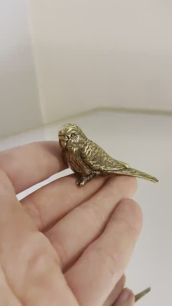 Budgerigar figurine, lifelike fine solid brass sculpture, Parakeet statuette, Parrot decor, gift for bird lovers, ornament for desktop